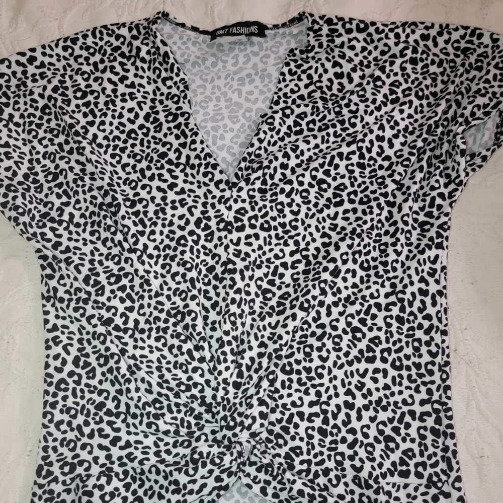OMT Fashions top